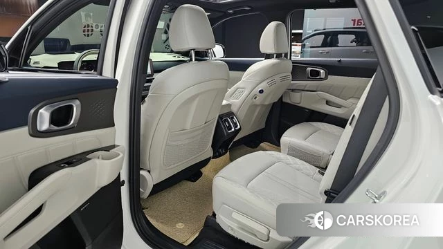 Kia The New Sorento 4th Generation 2025 Белый из Кореи, фото 3
