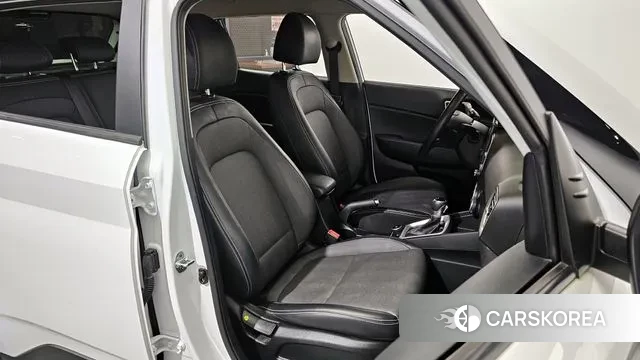 Hyundai Venue 2020 Белый из Кореи, фото 3