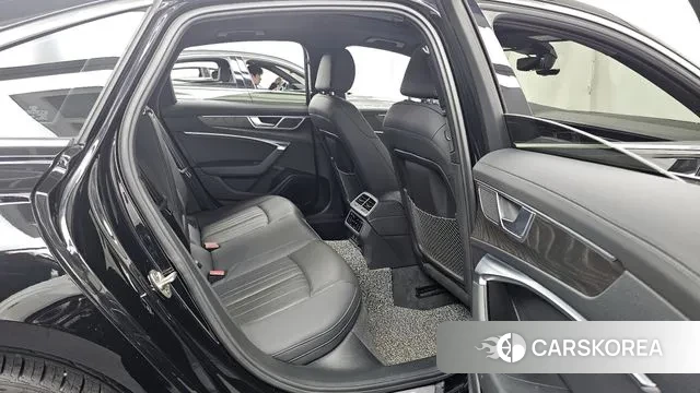 Audi A6 (C8) 2022 Черный из Кореи, фото 3