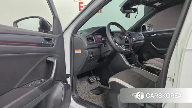 Volkswagen T-Roc 2022 Белый из Кореи, фото 3