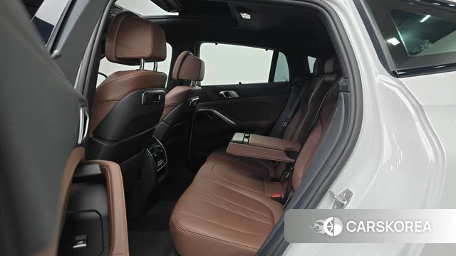 BMW X6 (G06) 2024 Белый из Кореи, фото 3