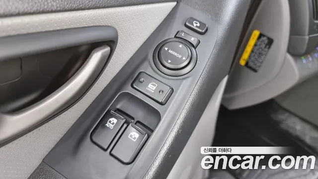 Hyundai The New Grand Starex 2018 Белый из Кореи, фото 3