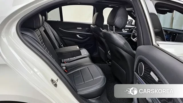 Mercedes-Benz E-Class W213 2020 Белый из Кореи, фото 3