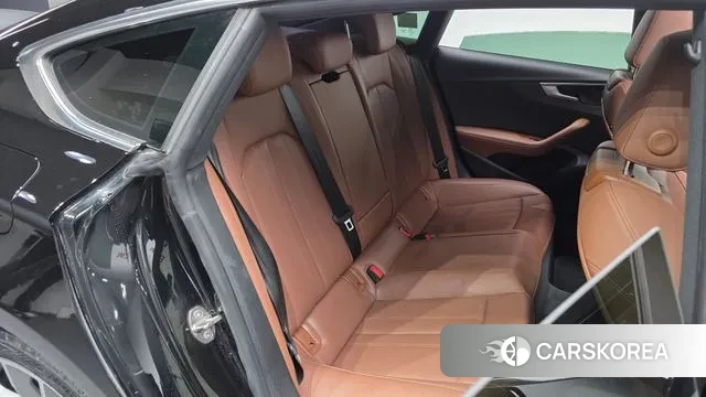 Audi A5 (F5) 2023 Черный из Кореи, фото 3