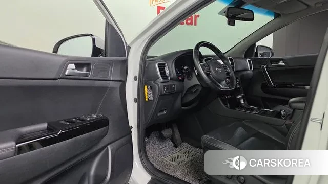 Kia Sportage 4th Generation 2018 Белый из Кореи, фото 3