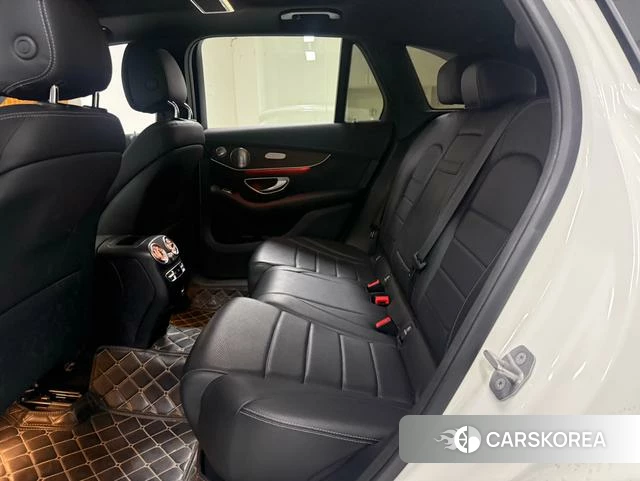 Mercedes-Benz GLC 2021 Белый из Китая, фото 3