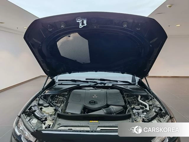 Mercedes-Benz E-class 2025 Черный из Китая, фото 3