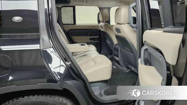 Land Rover Defender (L663) 2022 Черный из Кореи, фото 3