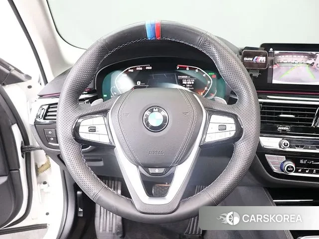 BMW 5 Series (G30) 2020 Белый из Кореи, фото 3