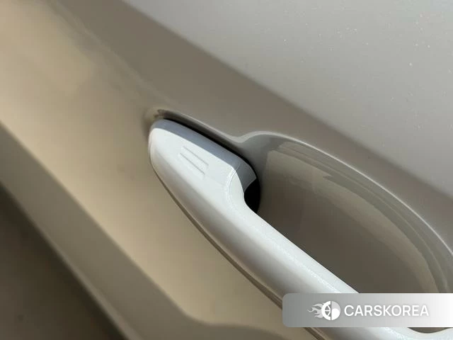 Toyota RAV4 Rongfang 2025 Белый из Китая, фото 3