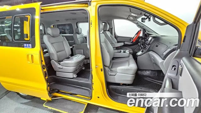 Hyundai The New Grand Starex 2019 Желтый из Кореи, фото 3