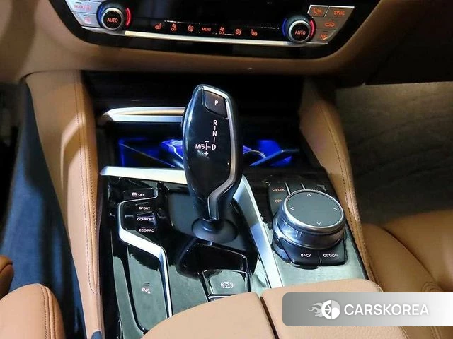 BMW 5 Series (G30) 2022 Черный из Кореи, фото 3