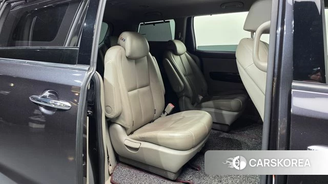 Kia The New Carnival 2018 Серый из Кореи, фото 3