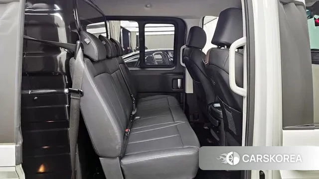 Hyundai Staria 2024 Белый из Кореи, фото 3