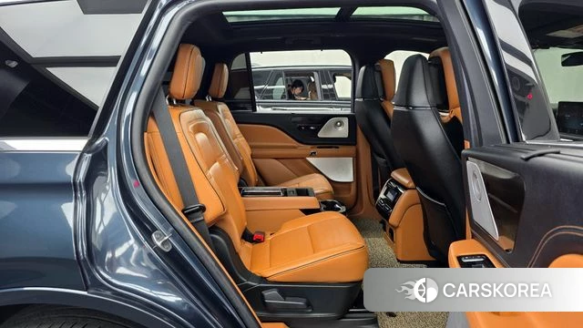 Lincoln Aviator 2nd generation 2021 Серый из Кореи, фото 3