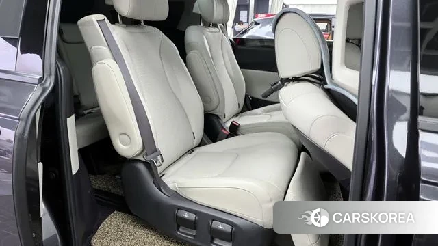 Kia Carnival 4th generation 2021 Серый из Кореи, фото 3