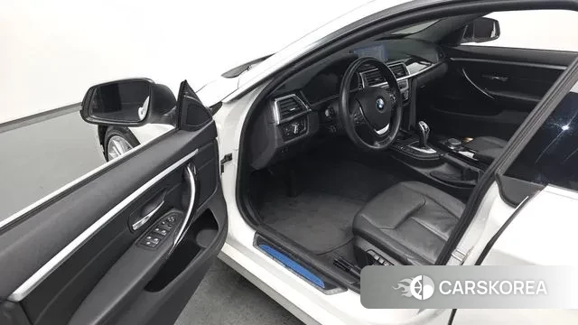 BMW 4 Series (F32) 2018 Белый из Кореи, фото 3