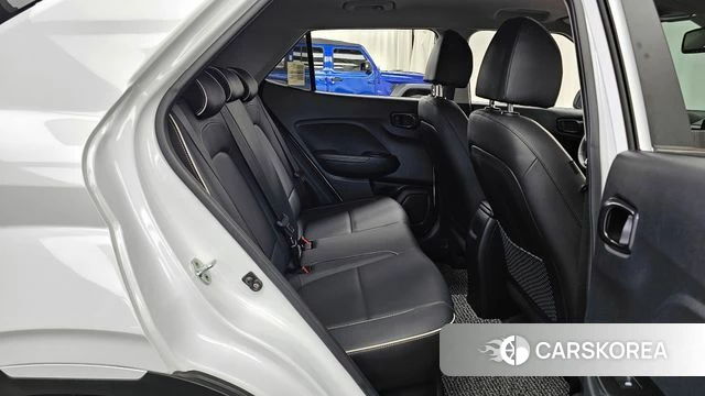 Hyundai Venue 2022 Белый из Кореи, фото 3