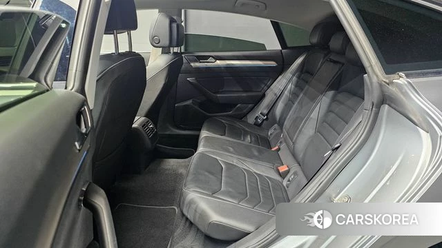 Volkswagen Arteon 2020 Серебристо-серый из Кореи, фото 3
