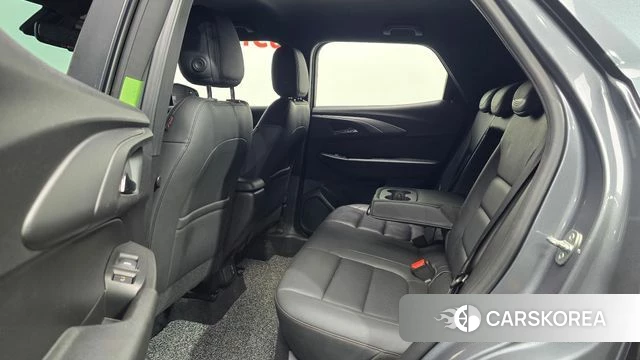 Chevrolet (GM Daewoo) Trailblazer 2020 Серебристо-серый из Кореи, фото 3