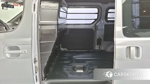 Hyundai The New Grand Starex 2019 Серебристо-серый из Кореи, фото 3