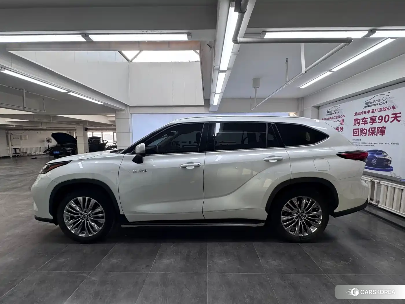 Toyota Highlander 2024 Белый из Китая, фото 3