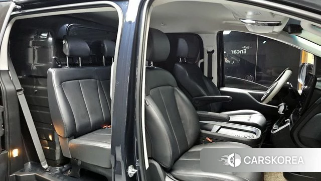 Hyundai Staria 2024 Синий из Кореи, фото 3