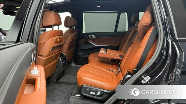 BMW X7 (G07) 2025 Черный из Кореи, фото 3