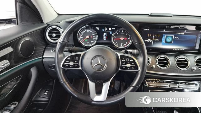 Mercedes-Benz E-Class W213 2019 Белый из Кореи, фото 3