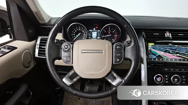 Land Rover Discovery 5 2018 Черный из Кореи, фото 3