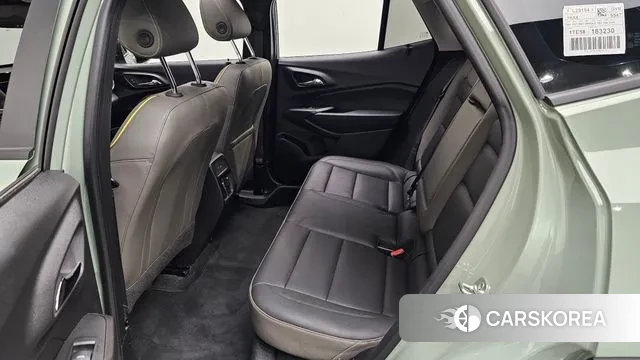 Chevrolet (GM Daewoo) Trax Crossover 2023 Светло-зеленый из Кореи, фото 3