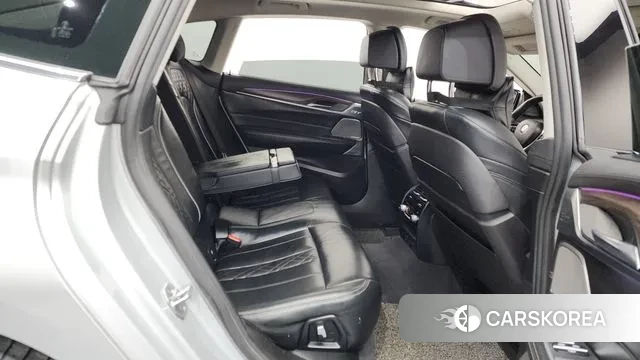 BMW 6 Series GT (G32) 2018 Серебряный из Кореи, фото 3