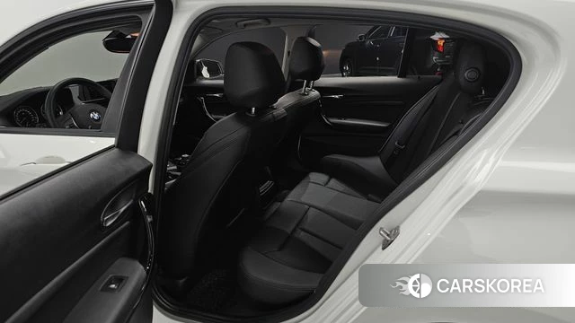 BMW 1 Series (F20) 2018 Белый из Кореи, фото 3