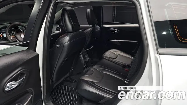 Jeep Cherokee (KL) id 2445123 из Кореи 3