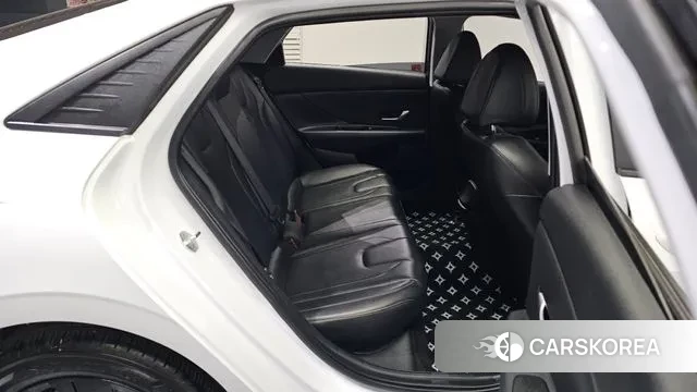 Hyundai Avante (CN7) 2022 Белый из Кореи, фото 3