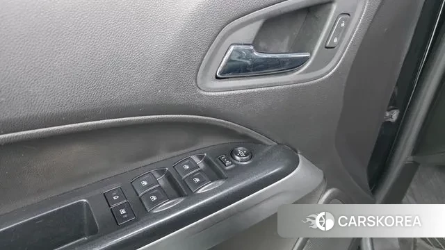 Chevrolet (GM Daewoo) Real New Colorado 2021 Черный из Кореи, фото 3