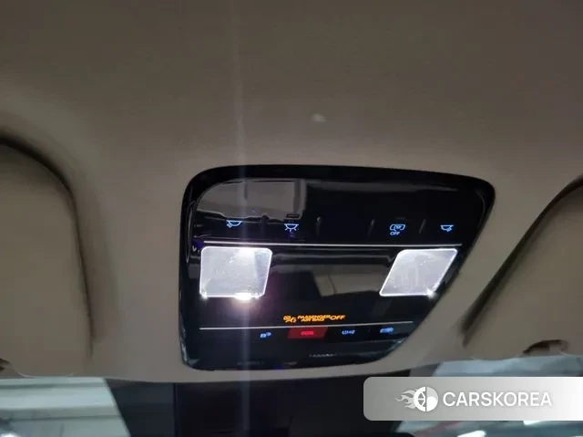 Hyundai Santa Fe (MX5) 2023 Белый из Кореи, фото 3