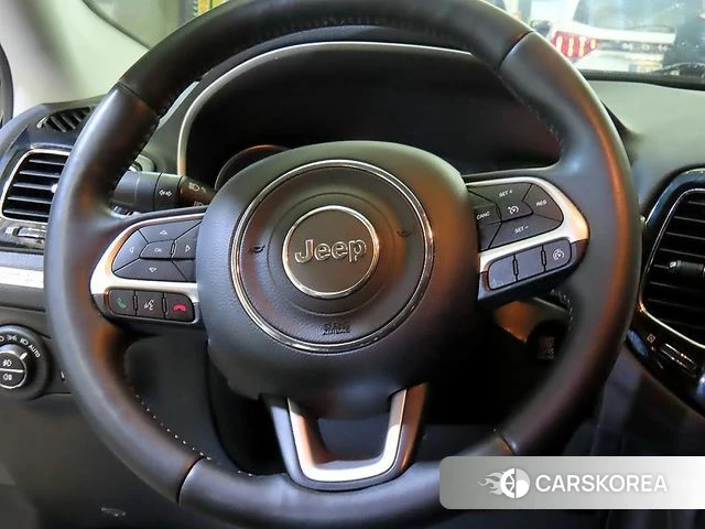 Jeep Compass 2nd Generation 2019 Белый из Кореи, фото 3