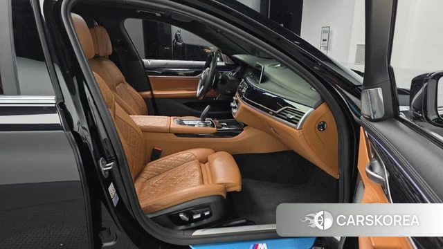 BMW 7 Series (G11) 2022 Черный из Кореи, фото 3