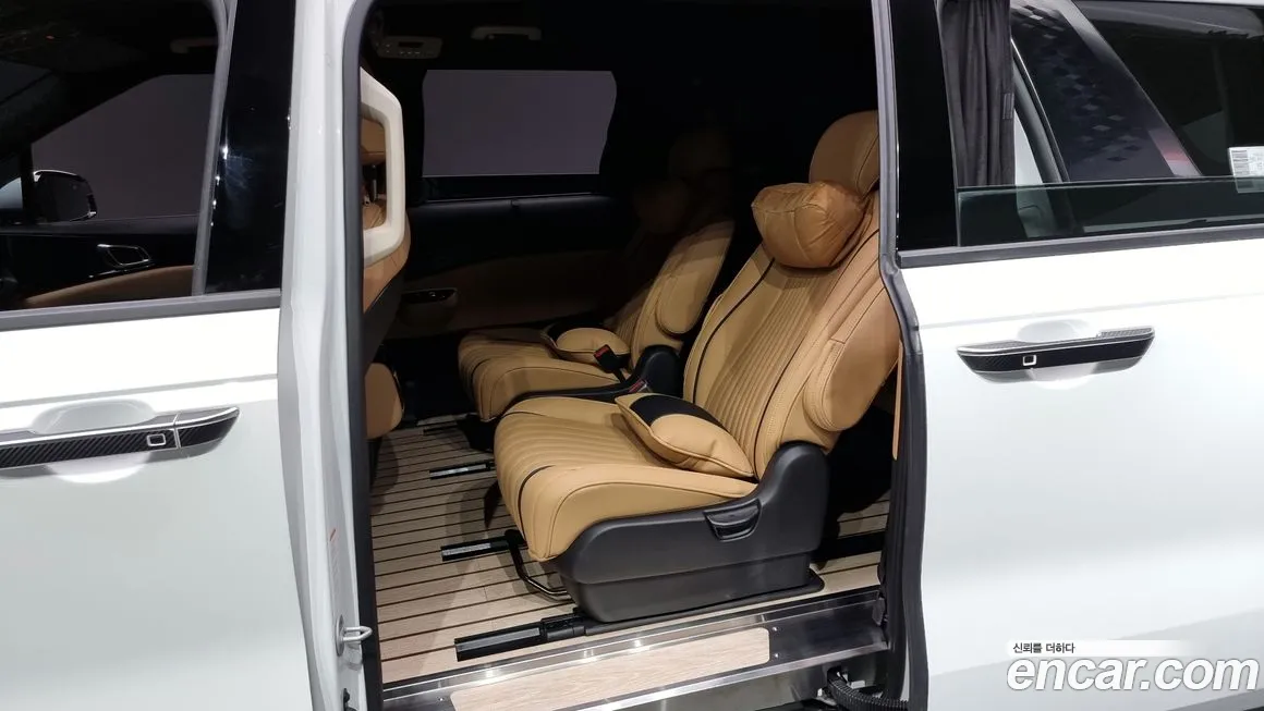 Kia Carnival 4th generation 2023 Белый из Кореи, фото 3