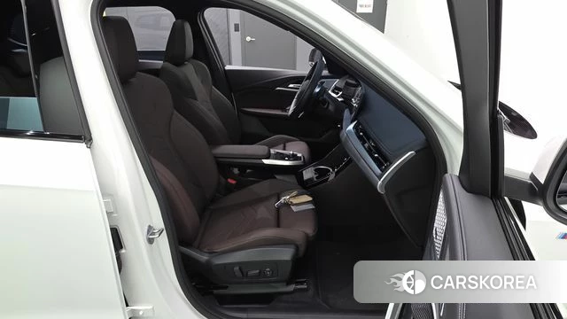 BMW X1 (U11) 2025 Белый из Кореи, фото 3