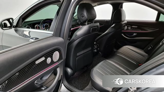 Mercedes-Benz E-Class W213 2020 Серый из Кореи, фото 3