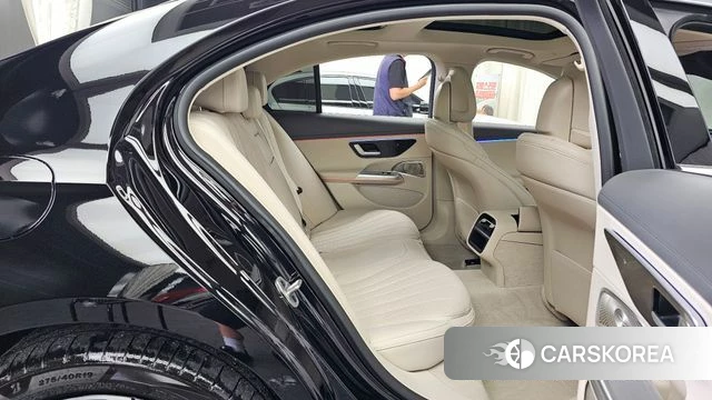 Mercedes-Benz E-Class W214 2026 Черный из Кореи, фото 3