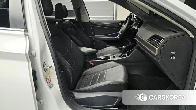 Volkswagen 7th Generation of Jetta 2020 Белый из Кореи, фото 3