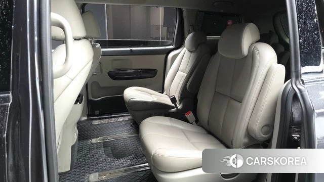 Kia The New Carnival 2018 Черный из Кореи, фото 3