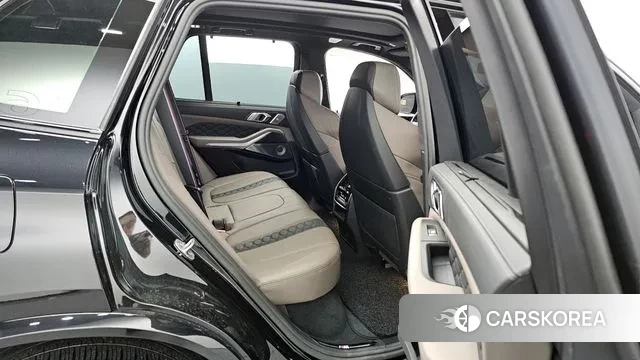 BMW X5M (G05) 2021 Черный из Кореи, фото 3