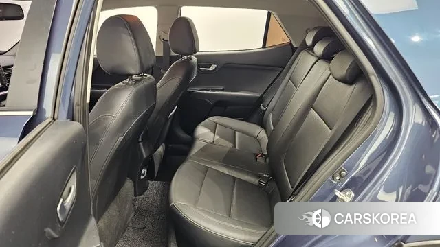 Kia Stonic 2018 Синий из Кореи, фото 3