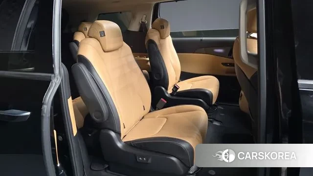 Kia Carnival 4th generation 2022 Черный из Кореи, фото 3