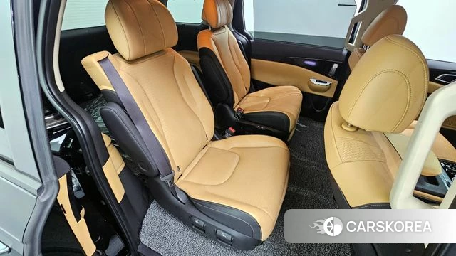 Kia Carnival 4th generation 2022 Черный из Кореи, фото 3