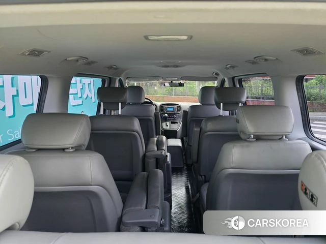 Hyundai The New Grand Starex 2019 Белый из Кореи, фото 3